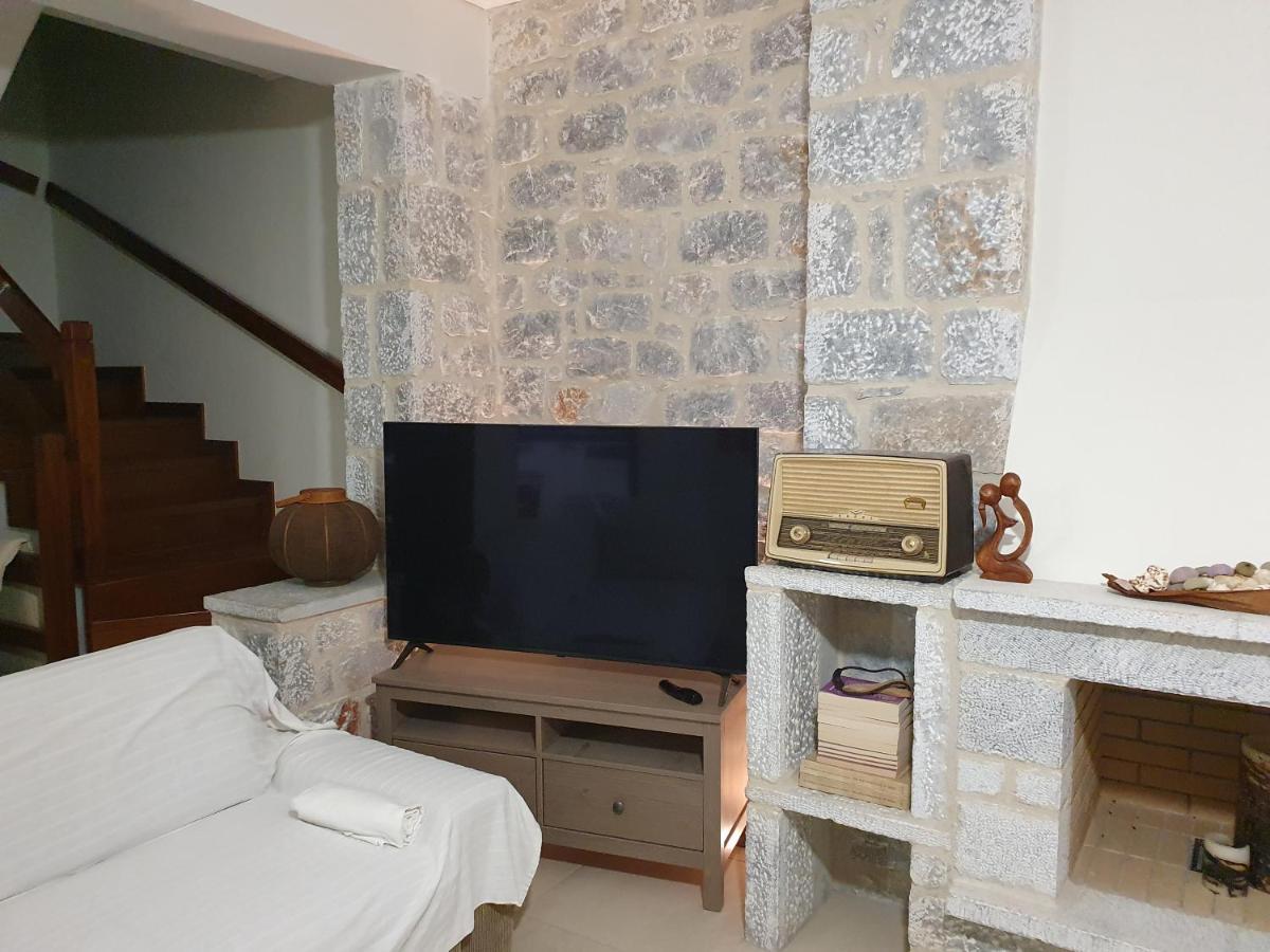 Villa Lina Salamina Ambelakia Bagian luar foto